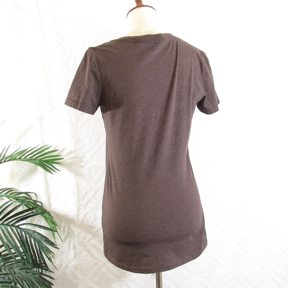 NEXT LEVEL Brown Gun Chick T-Shirt Sz L - Picture 4 of 4